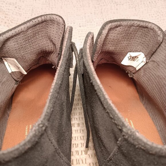 TOMS women's black suede lace up wedge heel ankle bootie sz 10 - Picture 4 of 14